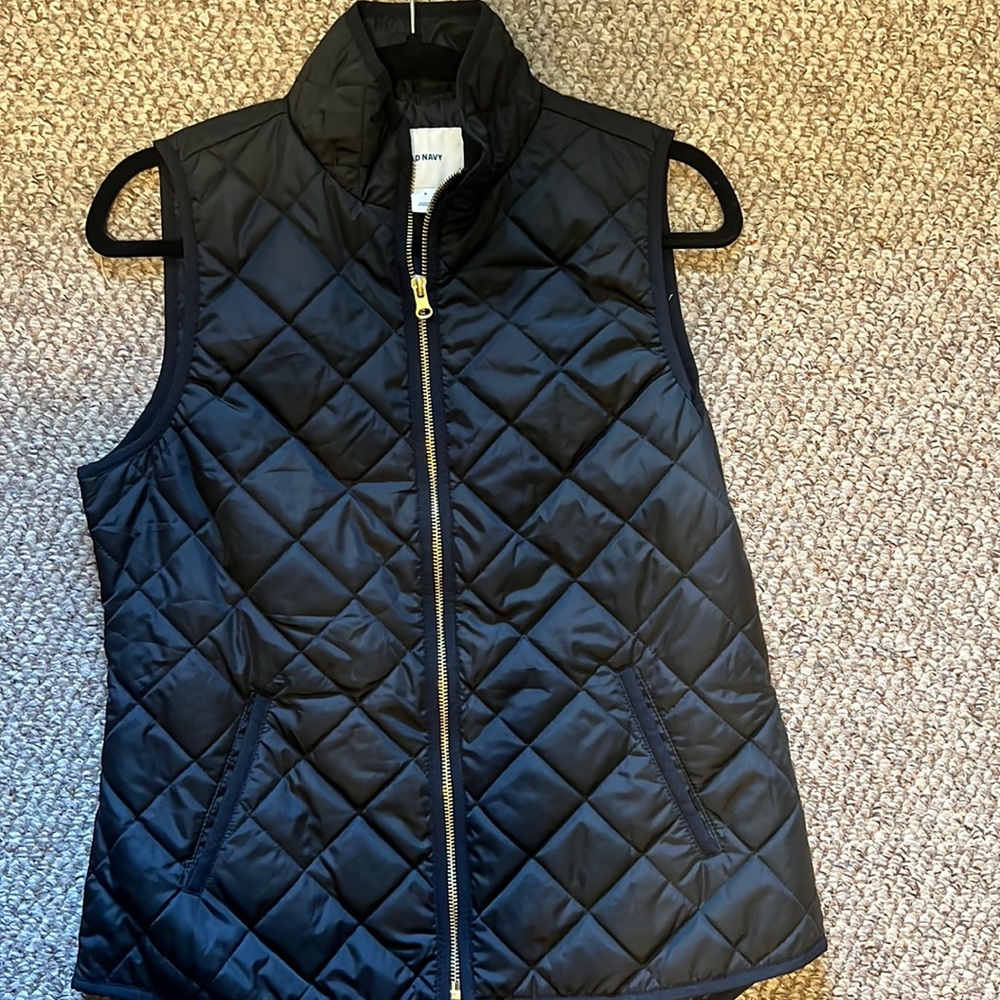 Old Navy black vest size small